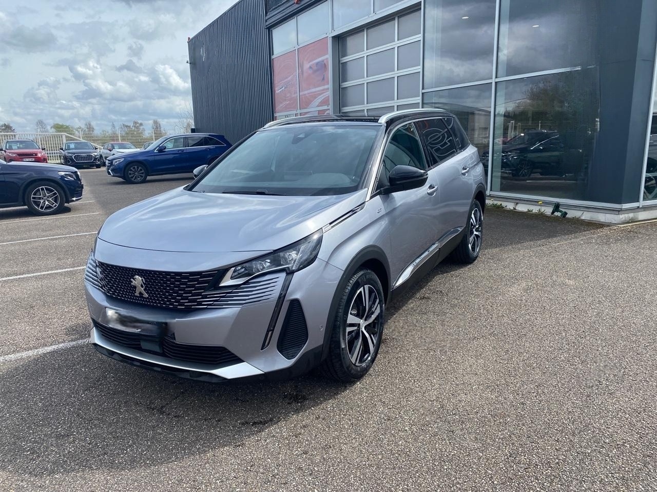 Peugeot 5008